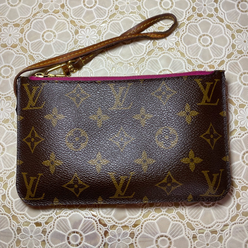 Louis Vuitton Brown And Pink Monogram Wristlet